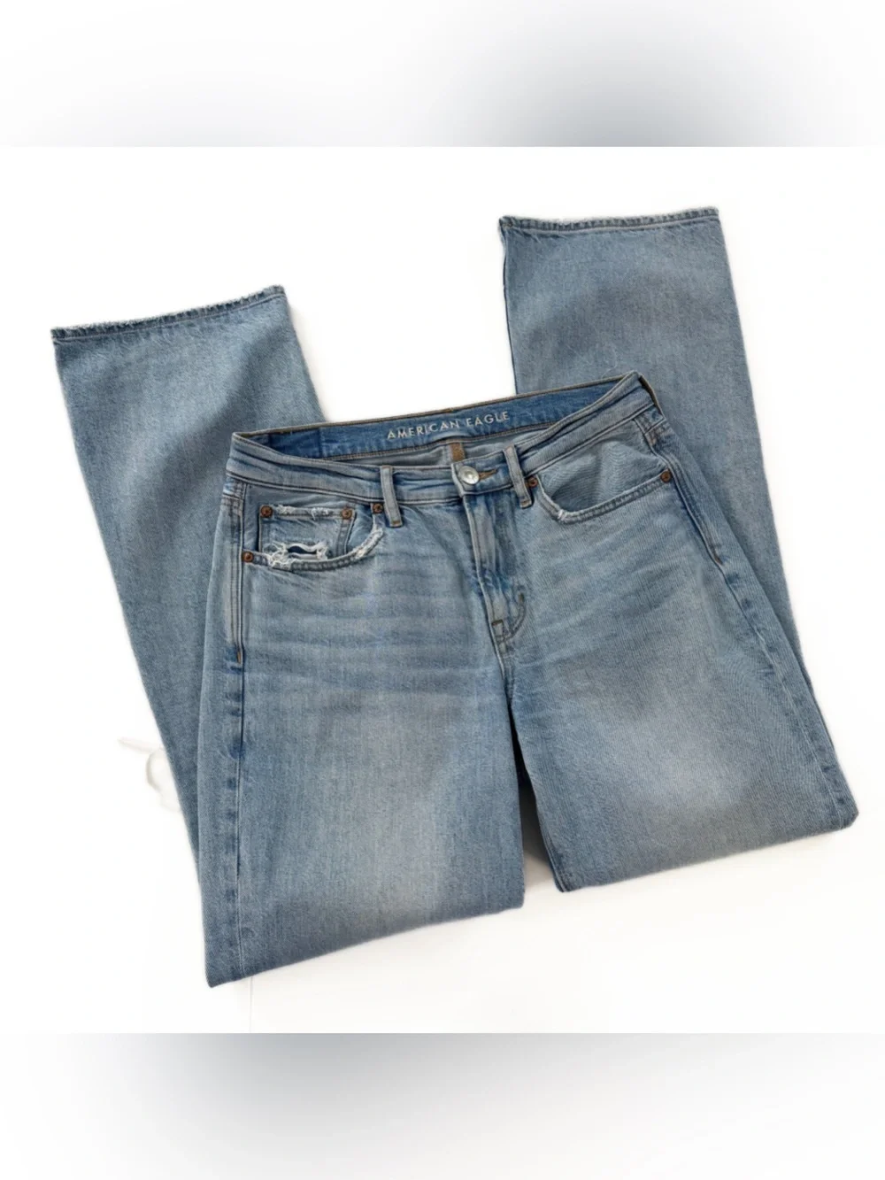 American Eagle Jeans Womens 6 Regular 90s Bootcut Distressed Light Wash - Picture 2 of 8